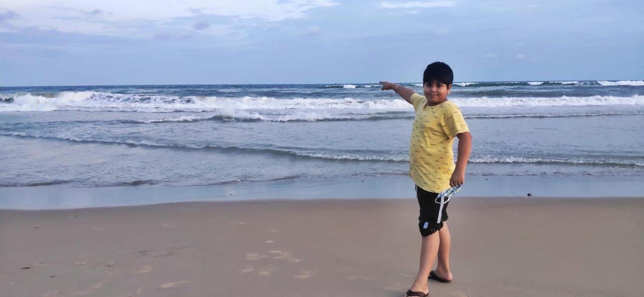 Ln Beach Homestay Puri Eksteriør billede