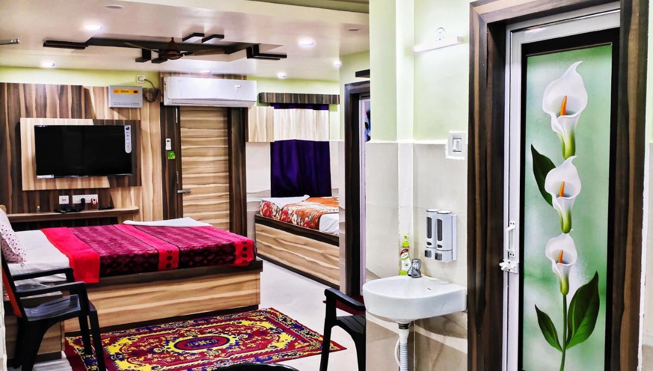 Ln Beach Homestay Puri Eksteriør billede