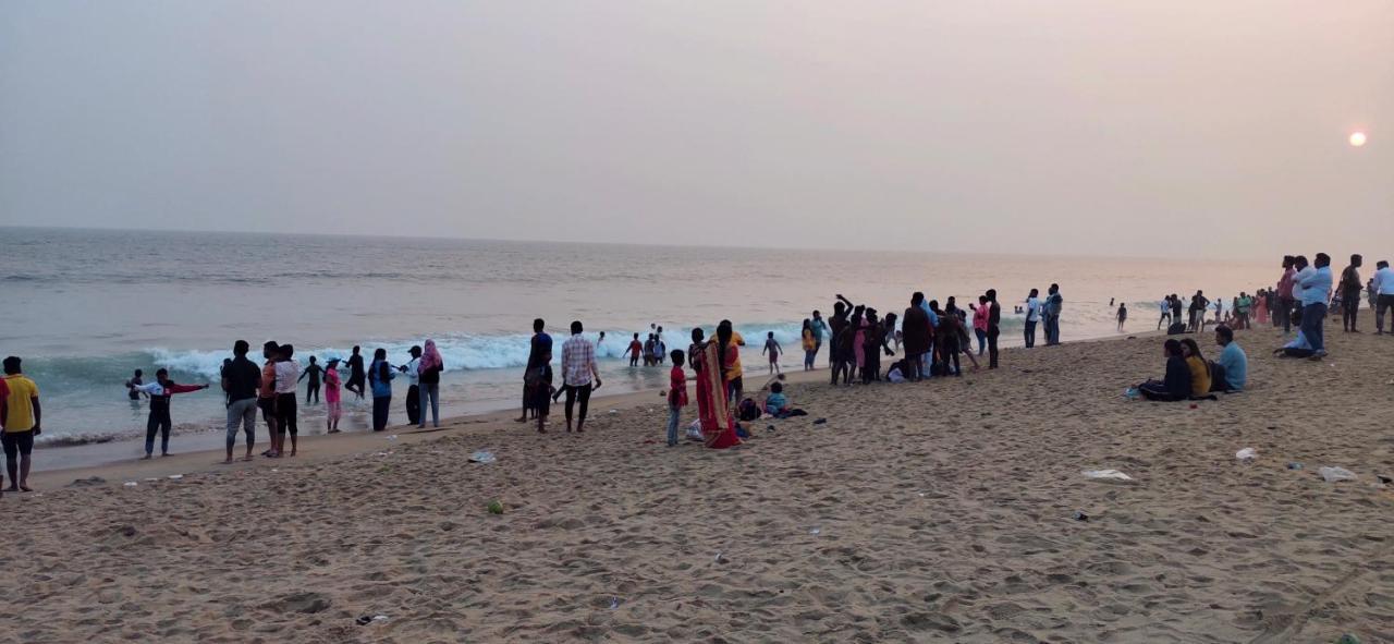 Ln Beach Homestay Puri Eksteriør billede